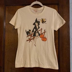 Mischief Made Witch T-Shirt from Unique Vintage M